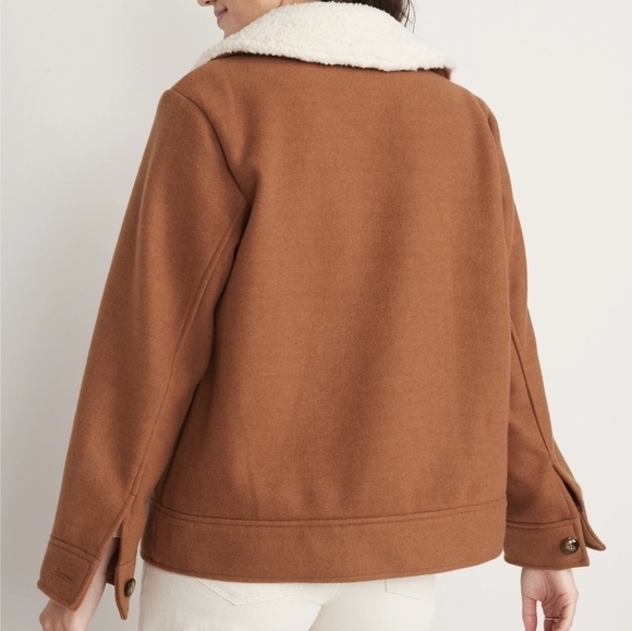 4X - Old Navy | Soft-Brushed Sherpa-Trim Jacket - Picture 4 of 7